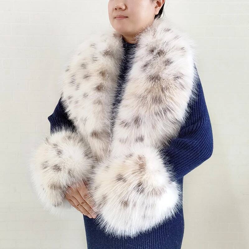 Winter Clothing For Sale - Bufanda grande de piel de zorro