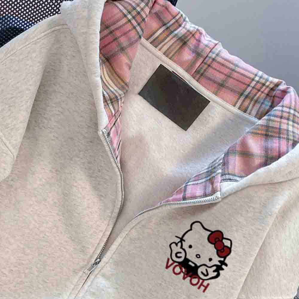 Sudadera con capucha de Hello  - Winter Clothing For Sale reseña y precio